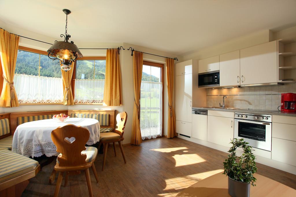 Appartement Haus Hirzinger à Brixen im Thale Chambre photo