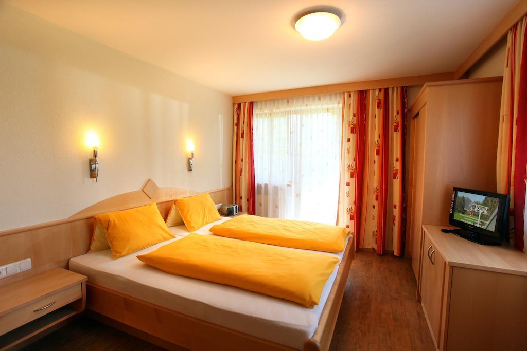 Appartement Haus Hirzinger à Brixen im Thale Chambre photo
